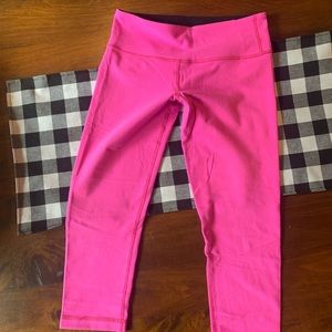 Lululemon Wonder Under Capri - 6
